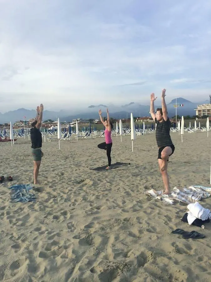Modern Townhouse In Tuscany By The Sea Apartment Lido di Camaiore