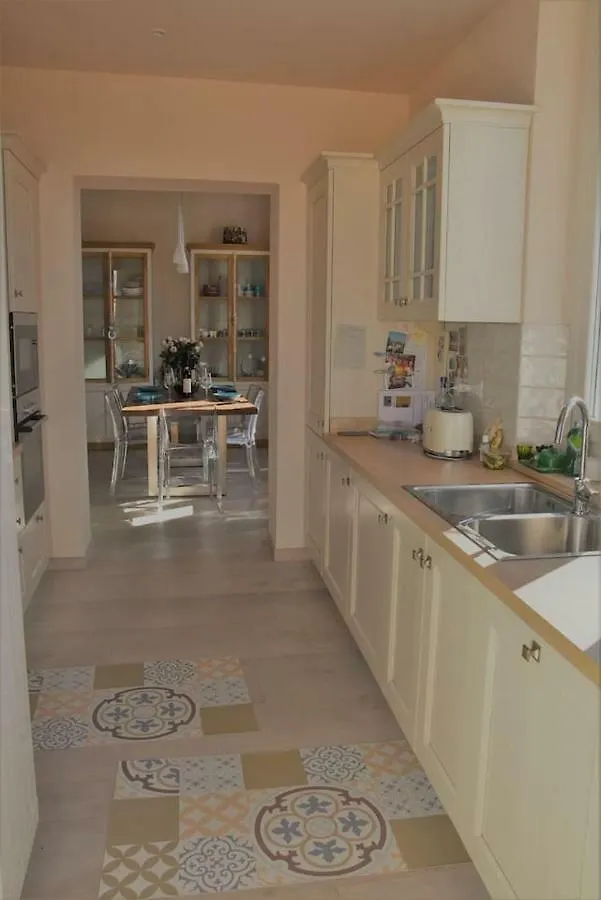 Modern Townhouse In Tuscany By The Sea Apartment Lido di Camaiore
