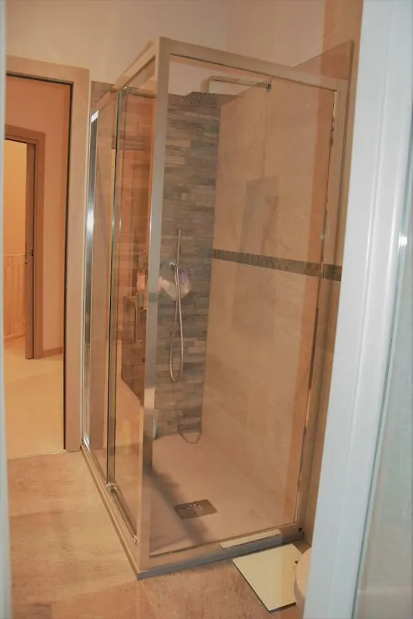 Modern Townhouse In Tuscany By The Sea Apartment Lido di Camaiore