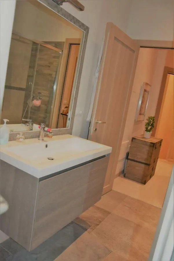 Modern Townhouse In Tuscany By The Sea Apartment Lido di Camaiore Italy