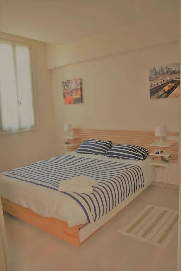 Modern Townhouse In Tuscany By The Sea Apartment Lido di Camaiore Italy
