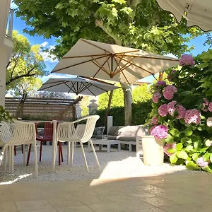 3* Hotel Petit
