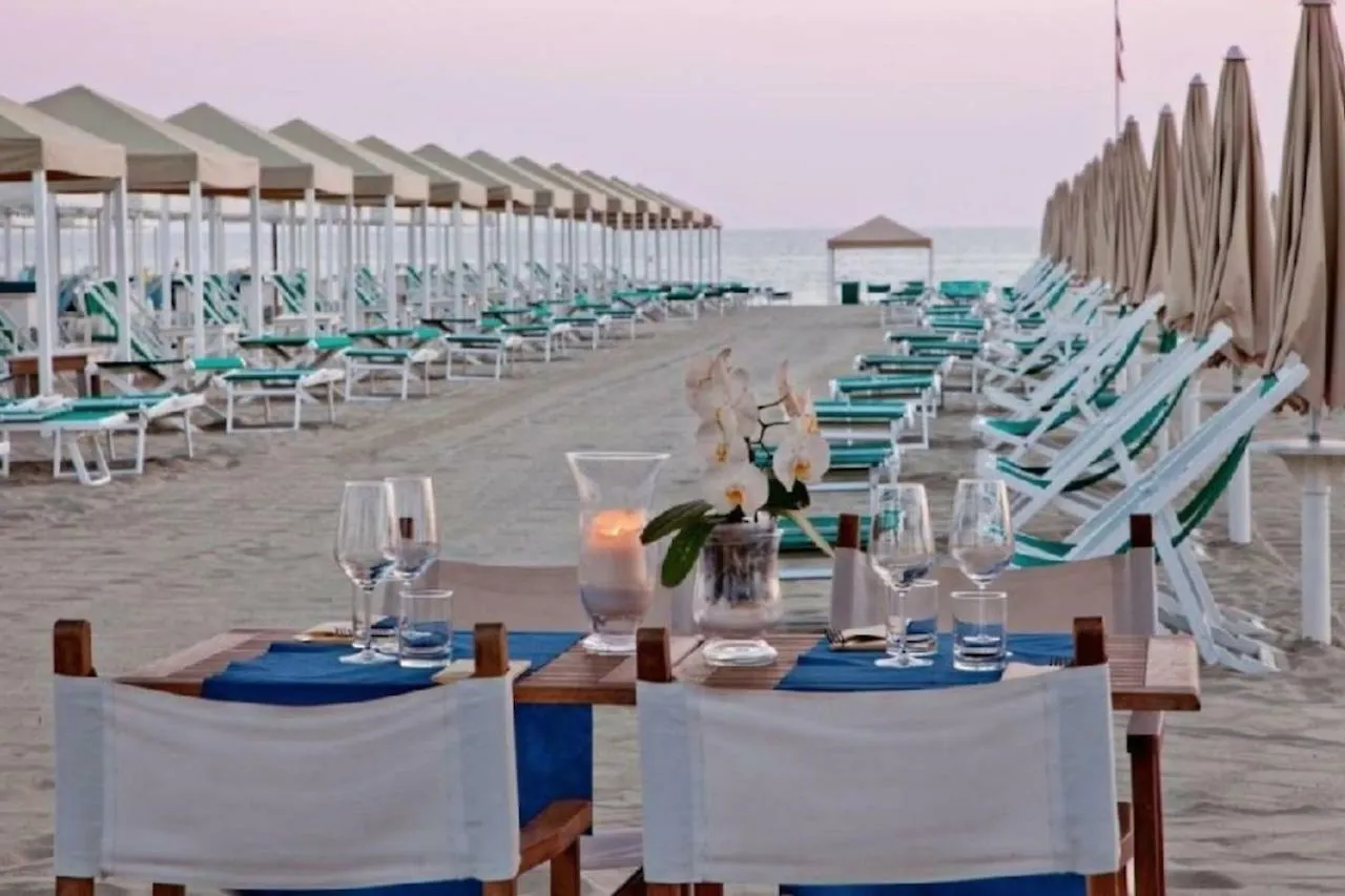 리도디캄파이오레 Modern Townhouse In Tuscany By The Sea 아파트