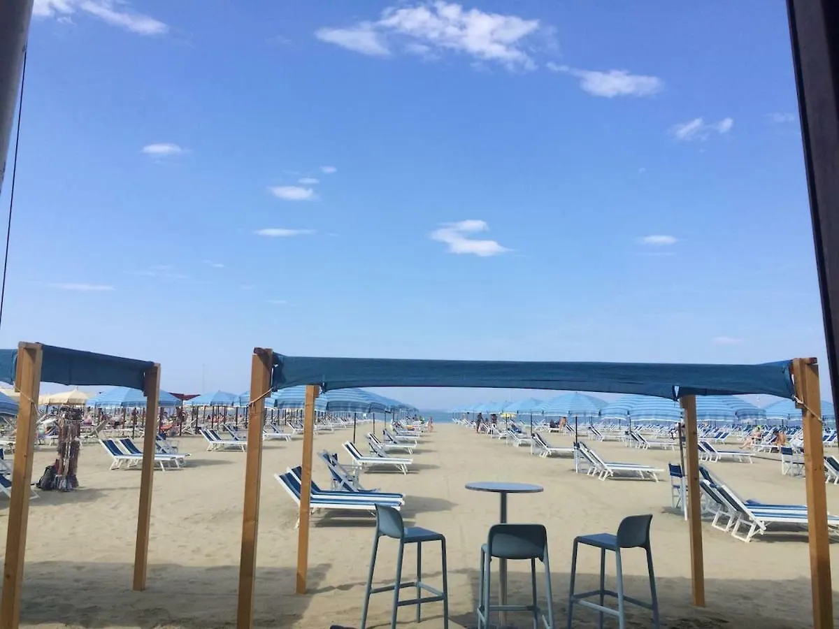 리도디캄파이오레 Modern Townhouse In Tuscany By The Sea 아파트